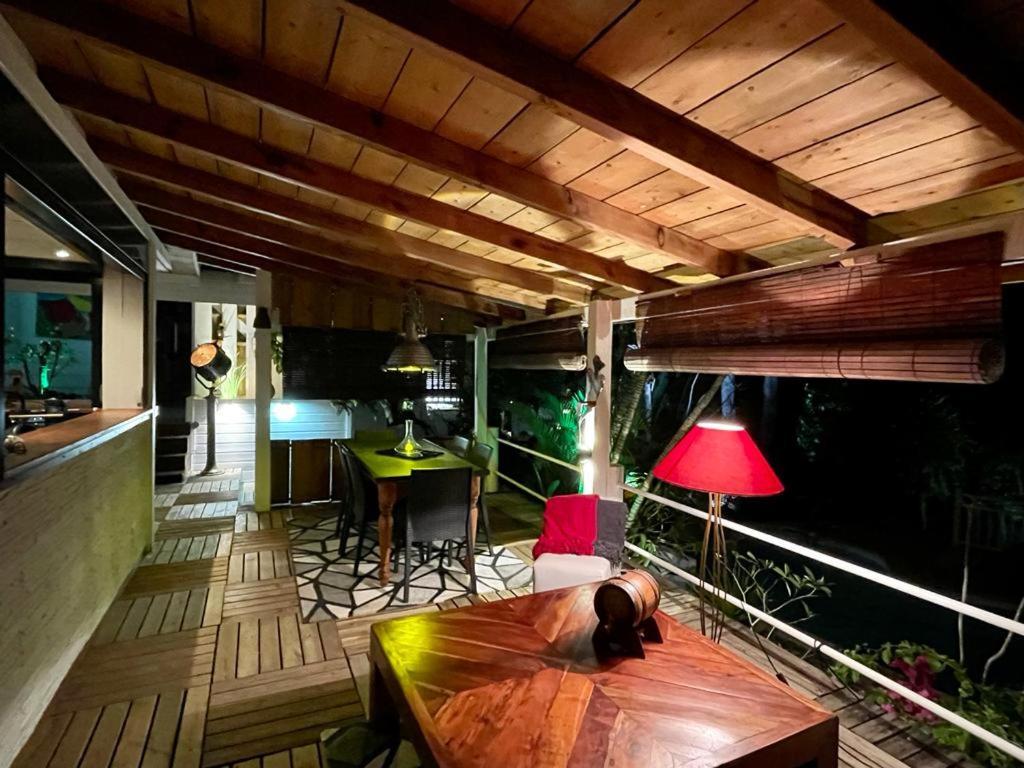 Вилла Habitation Gens Bois Ле-Диаман Экстерьер фото